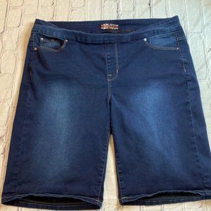 Makers 18W indigo blue pull up shorts